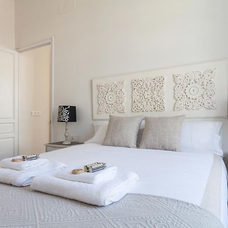 Stunning Boutique - Space Maison Apartments Seville Exterior photo